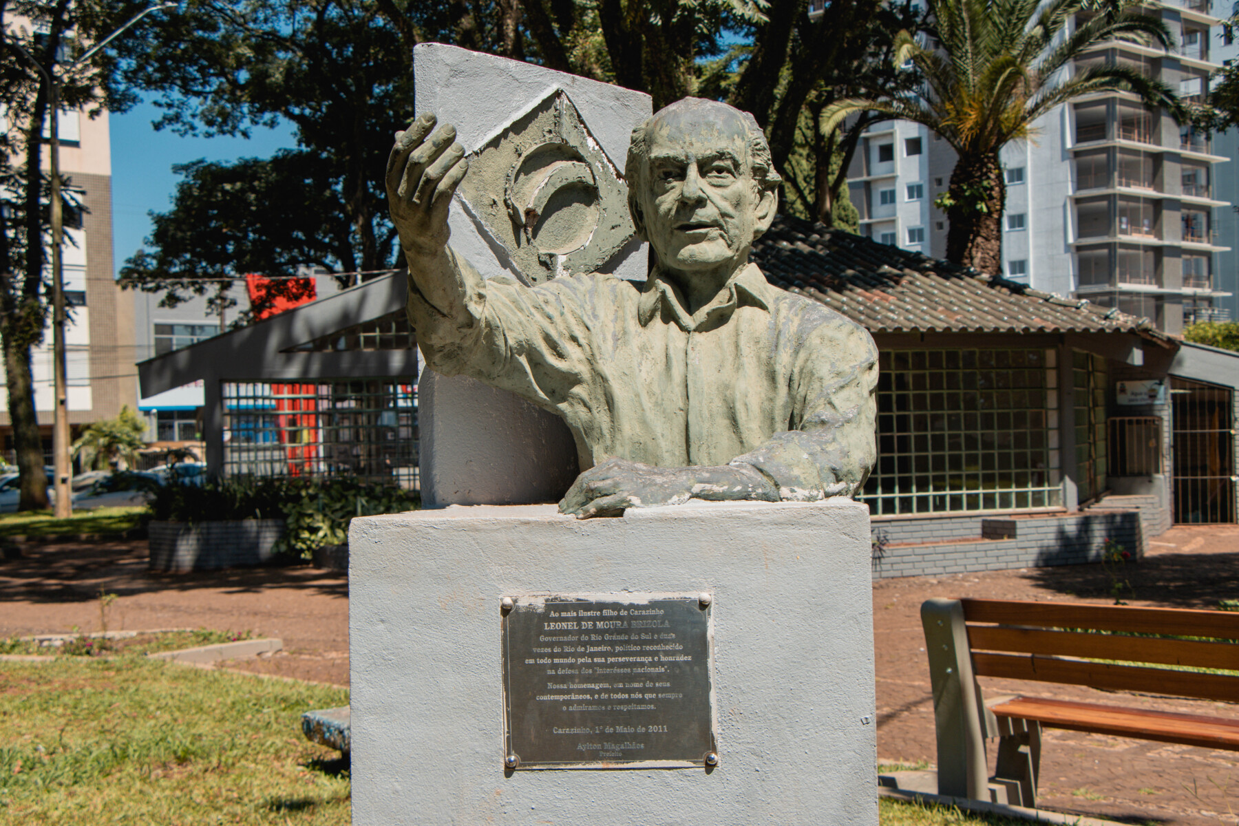 PRAÇA (3).jpg