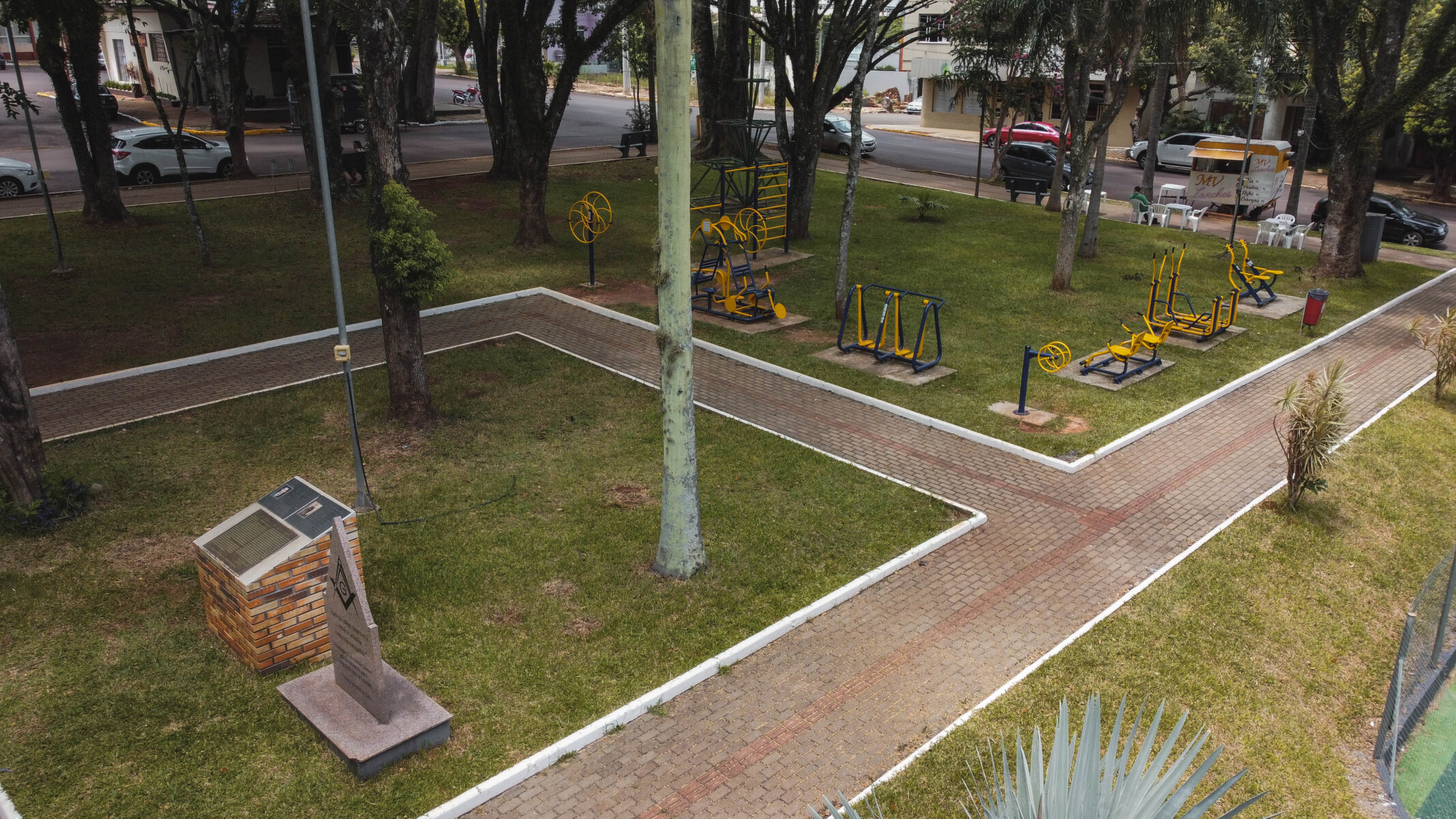 PRAÇA MUNICIPAL (4).jpg