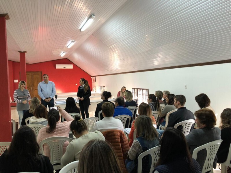 Municípios discutem importantes assuntos na reunião do turismo