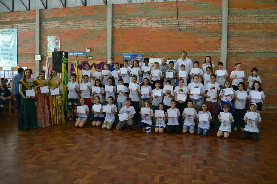 Viajando pela Rota: mais de 800 alunos participaram de evento final
