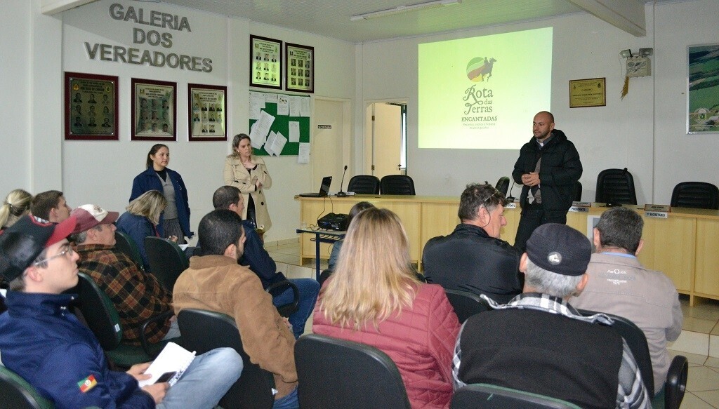 Projeto “Turismo em Foco” está conscientizando a população sobre a atividade turística