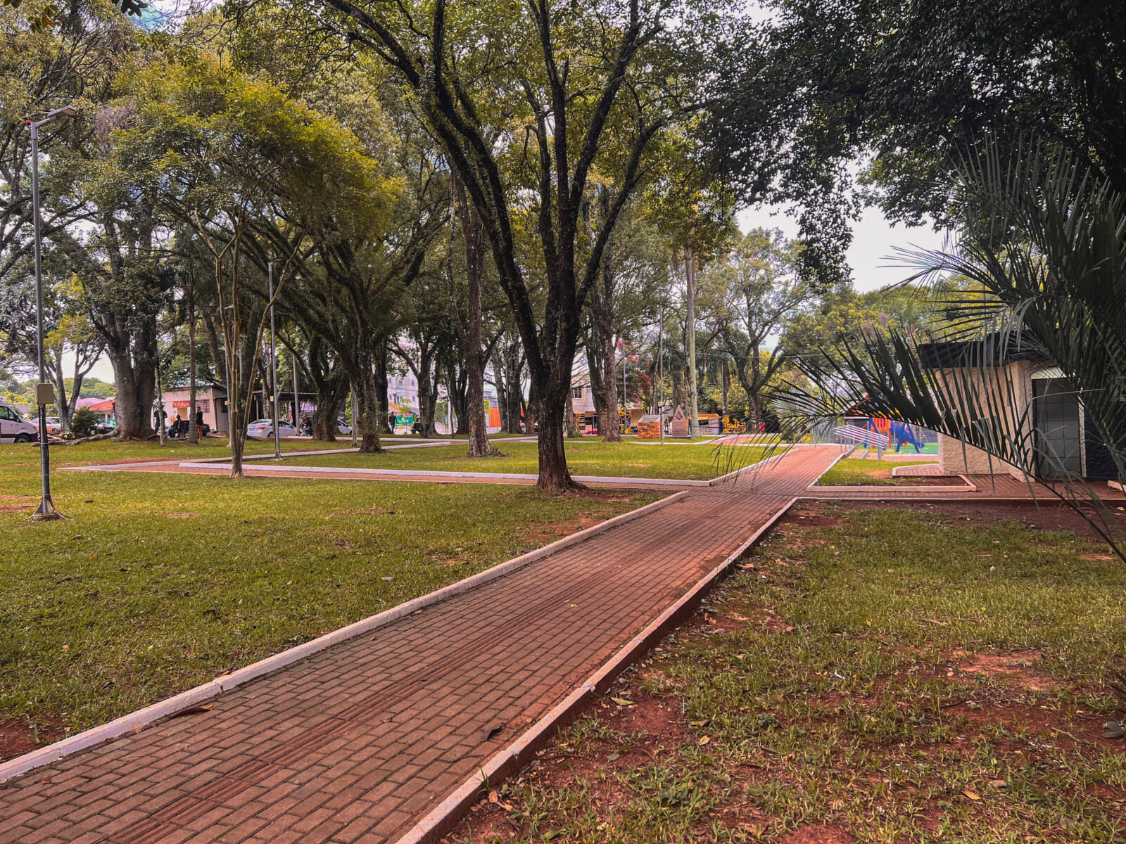 PRAÇA MUNICIPAL (1).jpg